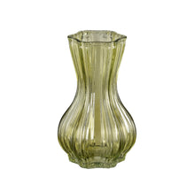 Vaas l.groen - h20,5xd12,5cm - glas