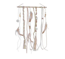 Swingtag a 1 pes wall decoration w pompom blush pink 1x34x50