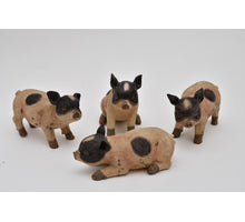 Pigs - 4 assorted - 12.5cm - per piece