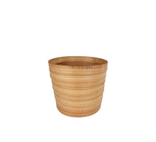 Flower pot 