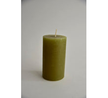 Kaars rustiek 110/60mm olive