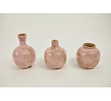 Ceramic bottle pink 3 assorted D8.5 H11.5cm