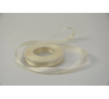 Satijnlint 15 mm x 25 mtr ivory