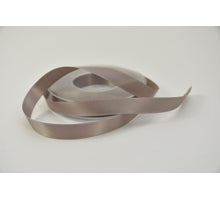 Satijnlint 15 mm x 25 mtr taupe