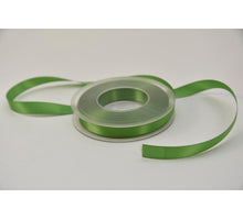 Satijnlint 15 mm x 25 mtr appelgroen