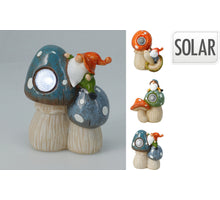 GNOME POLYESTER OP PADDENSTOEL 13,5x10x6CM 3 ASSORTIE