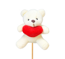 Pak á 12 Pluche beer met rood hart crème op 50cm stok