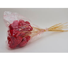 Pak á 25 Hart barok rood flock 7x7cm op 50cm stok