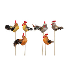 cb. 12 feather roosters/stick 6ass. 9 cm
