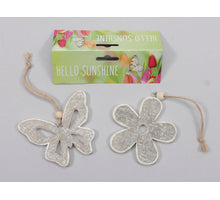 pbh. 2 wooden butterfly/flower/hangers ass. White 8x8 cm