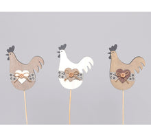 w/b. 9 wooden roosters/stick white/grey/natural 8.5x10 cm