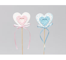 cb. 8 wooden baby hearts/stick pink/blue 6x5.5cm