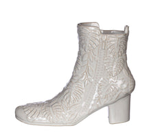 Vaas Bootie aardewerk Ø7 l.22 h.19 cm crème