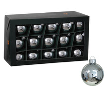 w/b. 30 glassballs/cap silver shiny 57 mm
