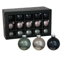 w/b. 30 glassballs/cap juniper 57 mm