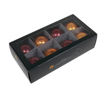 w/b. 8 glassballs/cap caramel brown 80 mm