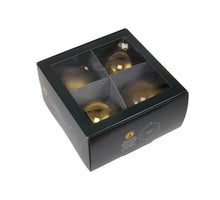 w/b. 4 glassballs/cap cedar 100 mm