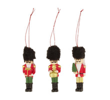 Hanger nutrcracker wood 4x2x10.5cm Mixed red