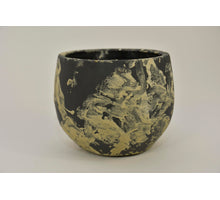 Pot Volcanic 16x13 Black