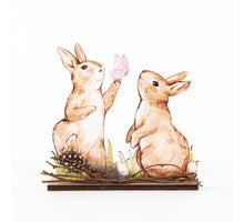 HOUTEN HAASJES MET VLINDER PRINT 17.5X17CM