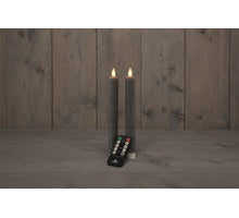 DINERKAARS B.O. 2ST GRIJS RUSTIEK WAX 23CM BEWEGENDE VLAM MET AFSTANDSBEDIENING 2X2AAA