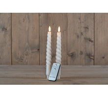 DINERKAARS B.O. 2ST WIT SWIRL WAX 23CM 3D LONT MET AFSTANDSBEDIENING 2X2AAA