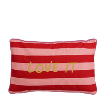 Kussen streep rood LOVE IT - l55xb35xh10cm