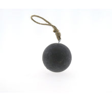 Ball Wood Hang Black Ø10cm