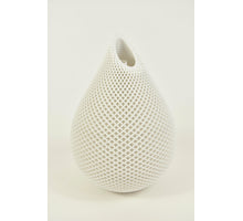 White drop vase, 3D printed D15 H21cm