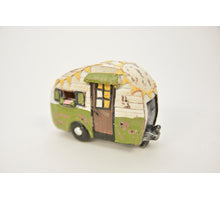 Caravan met LED 13x5x8 cm polyester