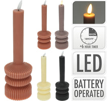 LED KAARS D7 H22CM GERIBBELD 4 ASSORTIE KLEUR EXCL 2X AAA