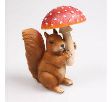 SQUIRREL WITH MUSHROOM 15X11X21 CM POLYESTER
