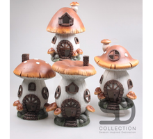 PADDENSTOEL HUISJE 4 ASSORTIE H38 CM POLYRESIN MET LED