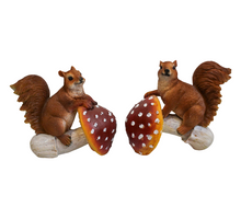 PADDENSTOEL M/EEKHOORNS 2 ASSORTIE 16X11X16 CM - POLYESTER