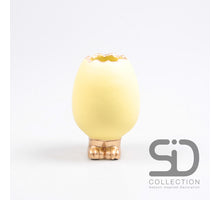 EGGS CEMENT WITH FEET 10X10X15 CM YELLOW